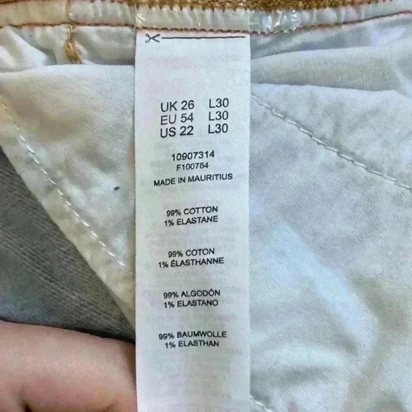 ASOS light wash distressed jeans in size 48 inches - Picture 7 of 7